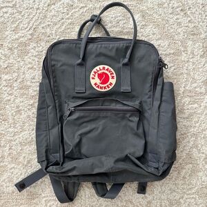 Fjallraven Kånken Grey Backpack